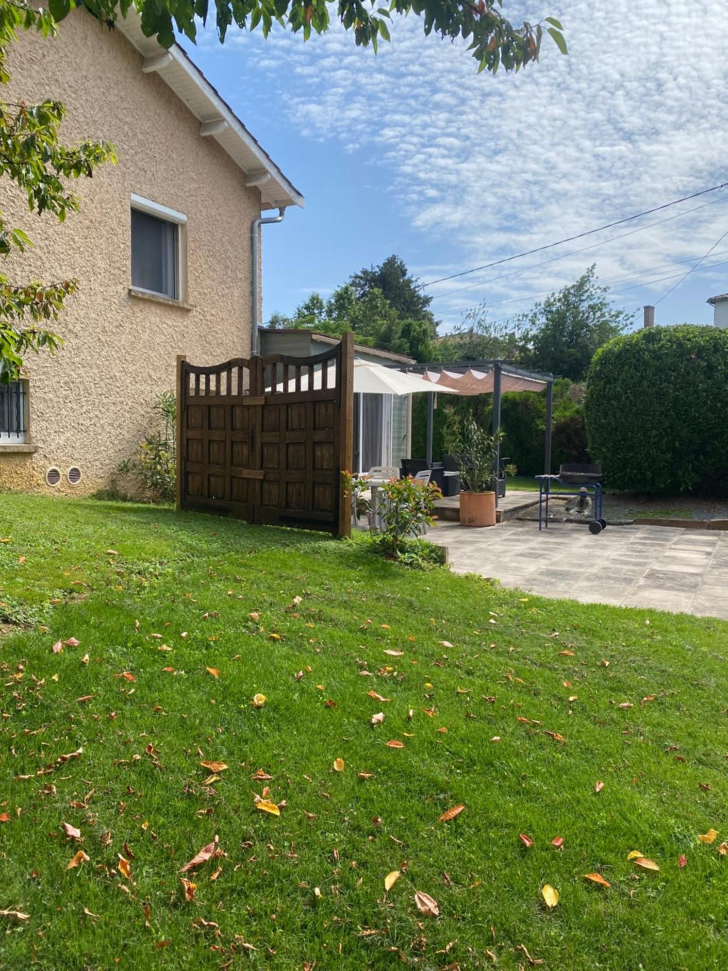 Gite Des Chabaudieres Chaneins Exterior photo